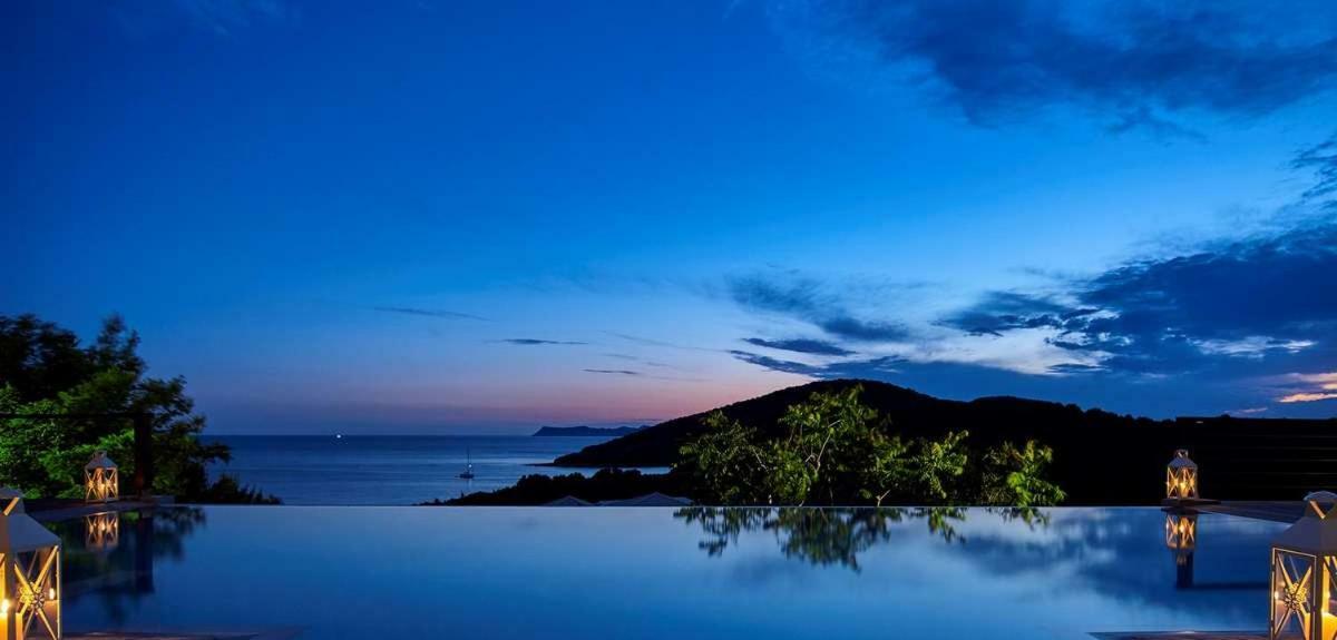 Villa Ioli- Beachfront Luxury Residence Igoemenitsa Buitenkant foto